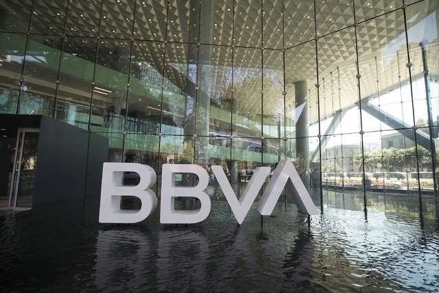 La ganancia neta de BBVA México fue de 25 mil 732 millones de pesos en el primer trimestre de 2023, lo que significó un incremento de 45 por ciento respecto al mismo periodo del año pasado. Foto Cristina Rodríguez / Archivo