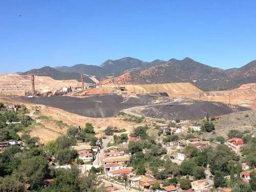 Panorámica de la mina Buenavista del Cobre, propiedad de Grupo México, en el municipio de Cananea, Sonora. Foto Cristina Gómez / Archivo
