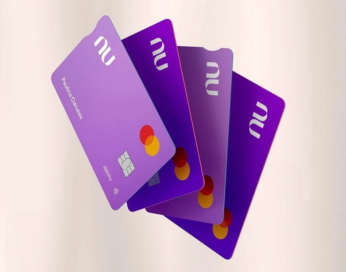 Tarjetas de Nu en imagen de archivo tomada de 