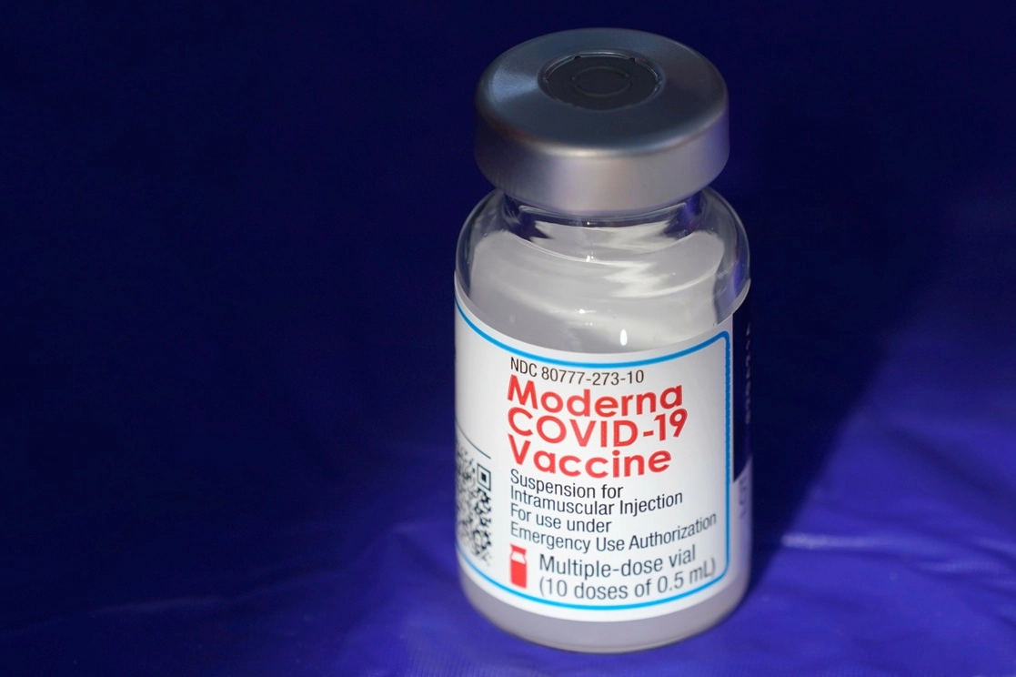 Las empresas farmacéuticas y de insumos médicos reportaron ganancias récord durante la pandemia por covid. Foto Ap / Archivo