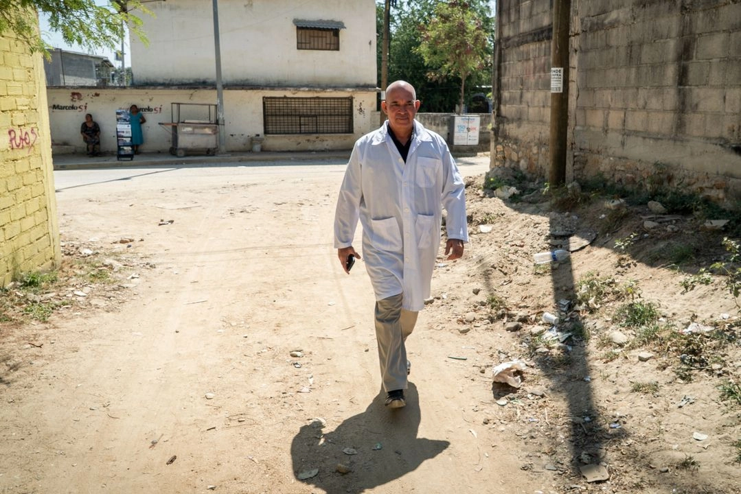 Servidores públicos del área de la salud, contarán con el acompañamiento de las corporaciones de seguridad para llevar el programa de Salud casa por casa en zonas de altos índices delictivos. Foto