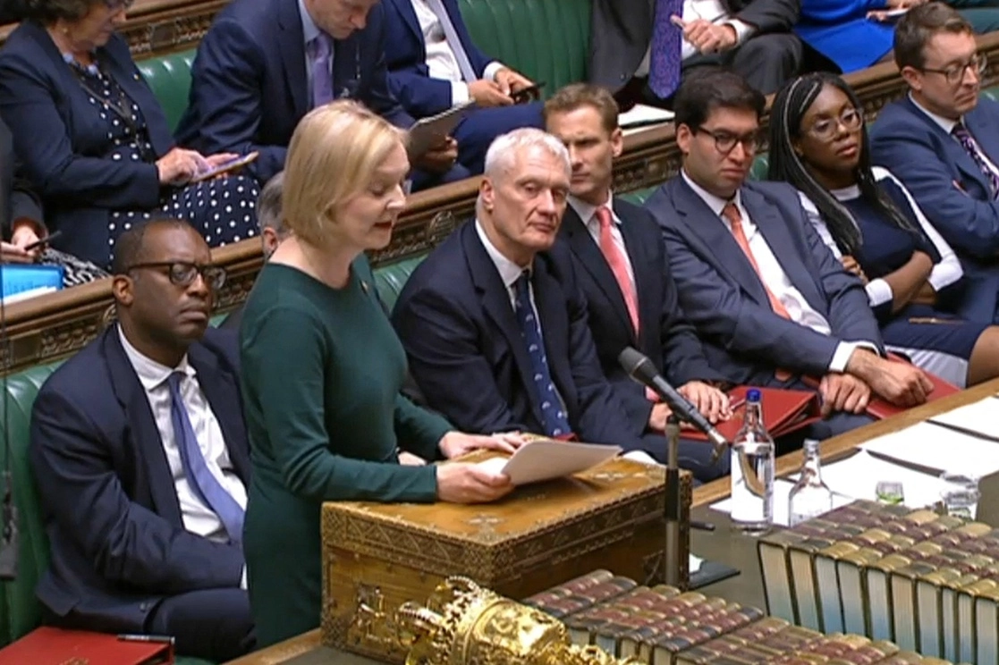 La nueva primera ministra británica, Liz Truss, anunció sus medidas contra la crisis energética, que incluyen la congelación de precios durante dos años para los hogares, el fin de una moratoria a la fractura hidráulica y rexaminar los objetivos climáticos del Reino Unido, el 8 de septiembre de 2022. Foto PRU vía Afp