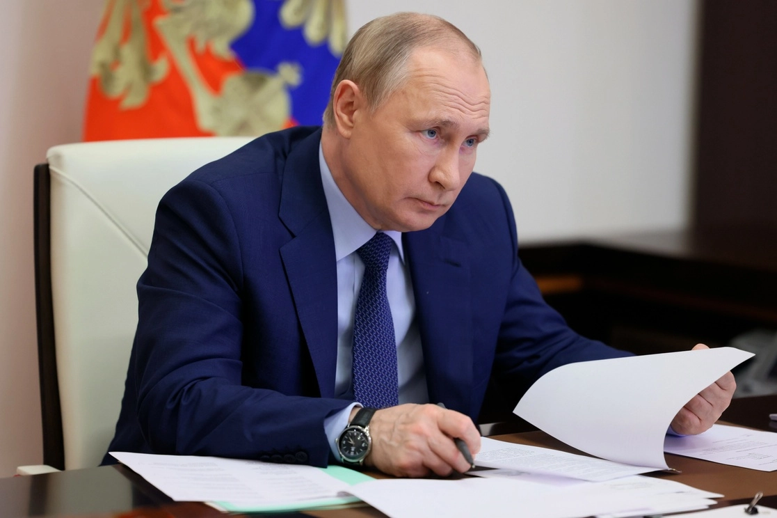 Estados Unidos sigue ejerciendo presión para orillar a Rusia a detener la invasión a Ucrania. En la imagen el presidente ruso, Vladimir Putin. Foto Ap / Archivo