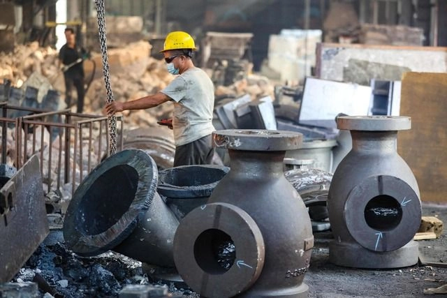China lidera a nivel mundial, importantes cadenas de producción, principalmente de la industria automotriz y electrónica. Foto 