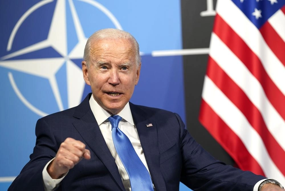 Bajo la batuta de la administración Biden y vía la imposición de sanciones económico-financieras al margen del derecho internacional, el eje imperialista occidental, conformado por EU y las principales potencias de Europa, con su brazo armado, la Organización del Tratado del Atlántico Norte−, junto con sus aliados Japón, Australia y Canadá, intenta ralentizar la transición que amenaza con poner fin al sistema económico mundial surgido en 1971. Foto Ap / Archivo