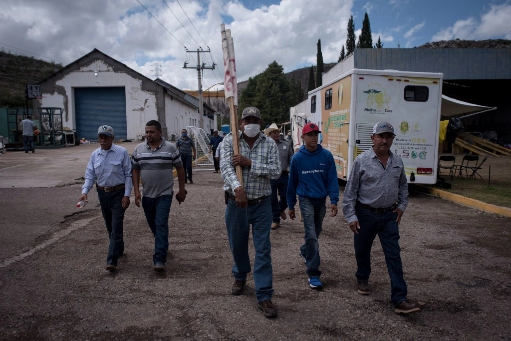 Productores agrícolas mantienen tomada la presa "La Boquilla". Foto Cuartoscuro 