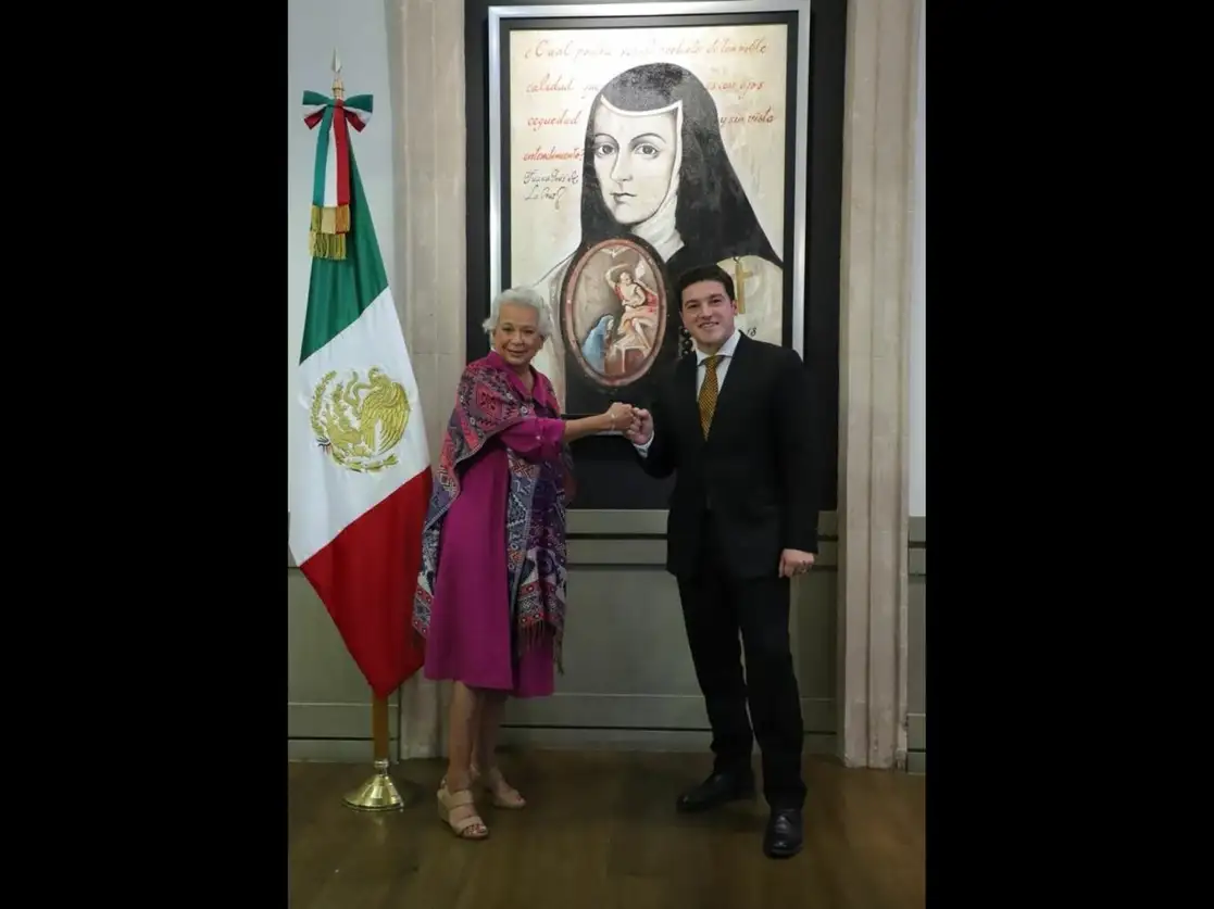 El gobernador electo de Nuevo Leó, Samuel García, abordó con la secretaria de Gobernación, Olga Sánchez Cordero, el tema del tren surbano y los proyectos carreteros, así como la conformación de un gabinete paritario, el 20 de julio de 2021. Foto cortesóa Gobernación
