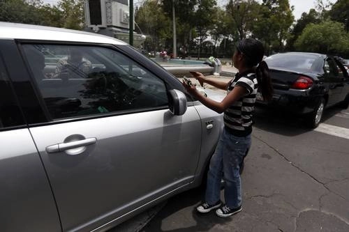 La explotación laborar infantil ha ido en aumento los últimos tres años. Foto Alfredo Domínguez/Archivo