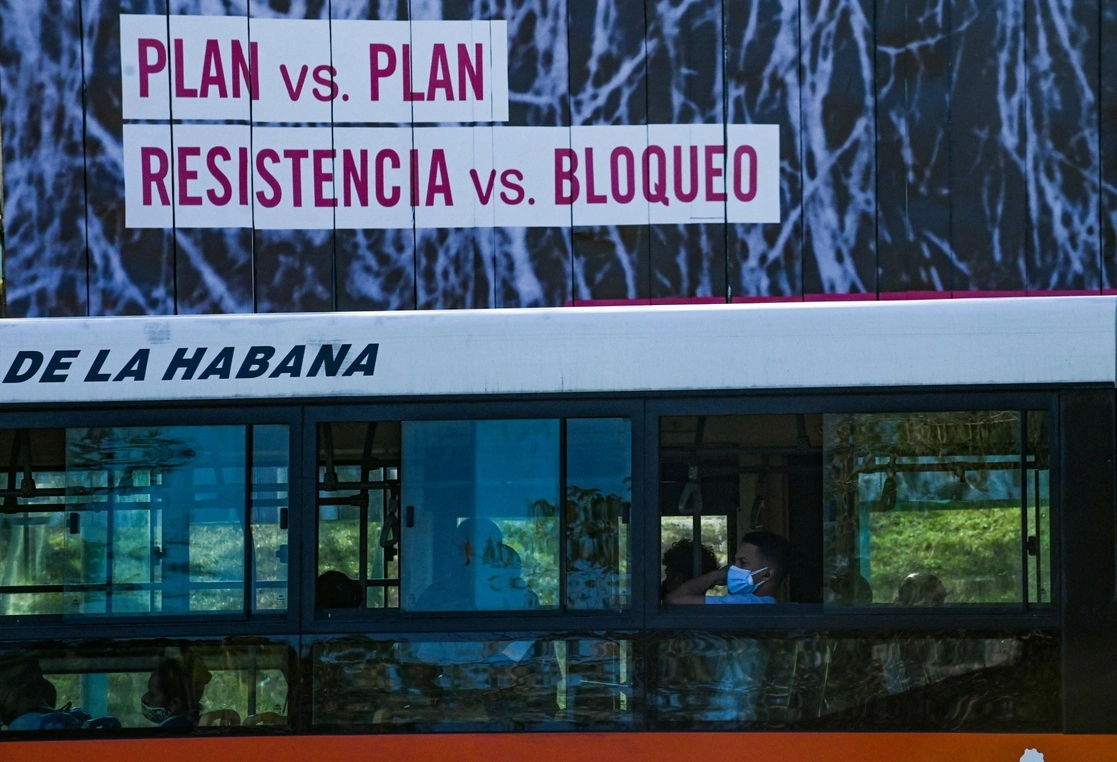 Se cumplen 60 años que John F. Kennedy decretó la "Proclama 3447", lo que significó un embargó total de comercio de EU con Cuba. Foto  Afp
