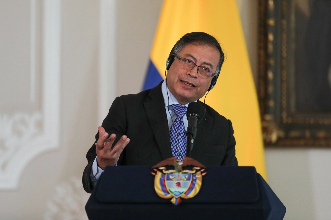 Gustavo Petro, presidente de Colombia aseguró que el "pacto histórico" con ganaderos permitirá realizar una reforma agraria. Foto Ap