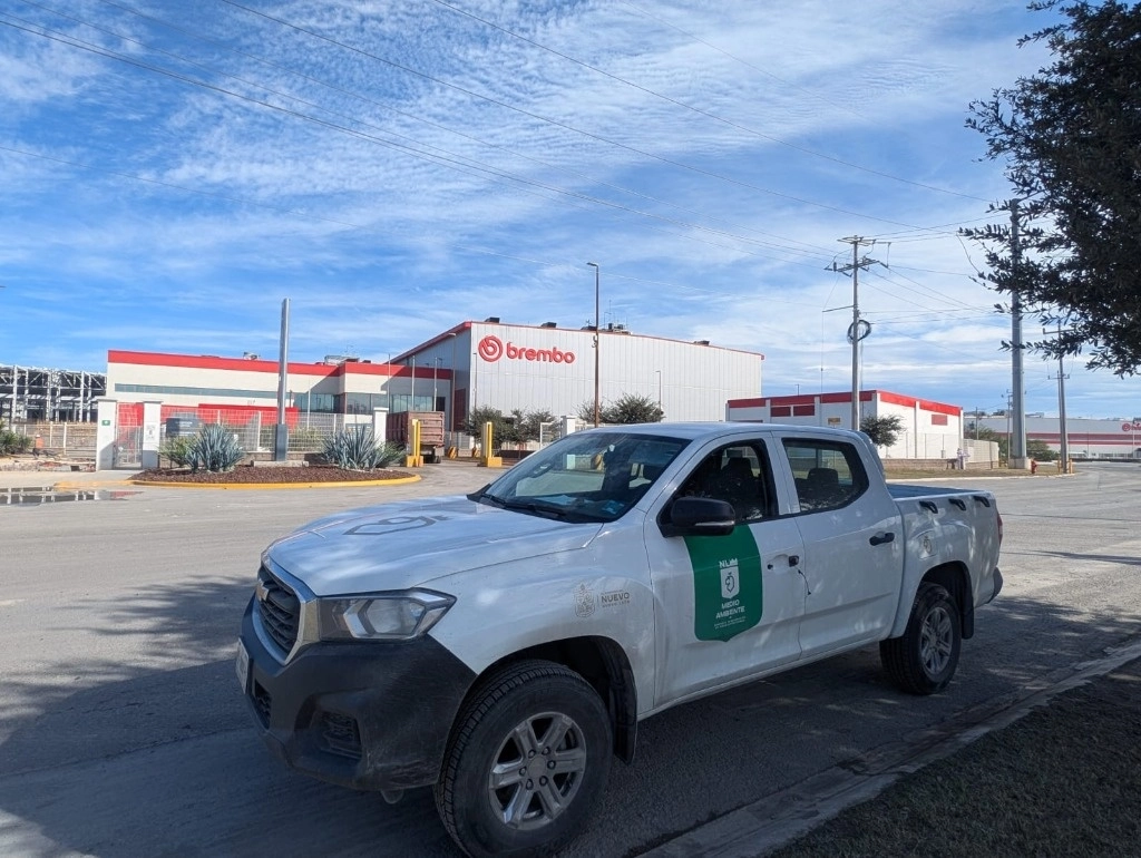 La dependencia, a cargo de Alfonso Martínez Muñoz, tuvo una intensa jornada, con el objetivo de evitar la mala calidad del aire en la zona metropolitana de Monterrey. Foto @MedioAmbienteNL
