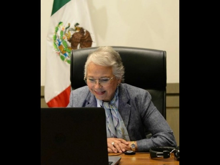 La secretaria de Gobernación participó al inicio de un diplomado organizado por la dependencia a su cargo y la Secretaría de Desarrollo Agrario, Territorial y Urbano. Foto tomada del Twitter de @M_OlgaSCordero