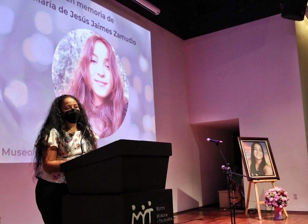 Yesenia Zamudio en el Museo Memoria y Tolerancia, esta tarde. Foto: Marco Peláez 