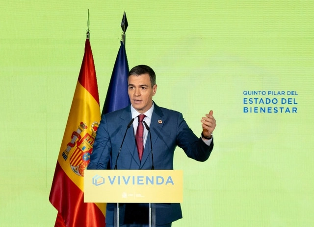 El presidente del Gobierno español, Pedro Sánchez, interviene durante el foro 'Vivienda, quinto pilar del Estado del Bienestar'. Foto Europa Press