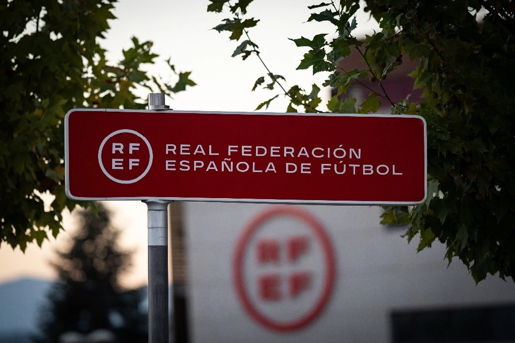 El gobierno español anunció la creación de una comisión especial para supervisar la Real Federación Española de Futbol hasta que el organismo celebre nuevas elecciones. Foto Europa Press / Archivo