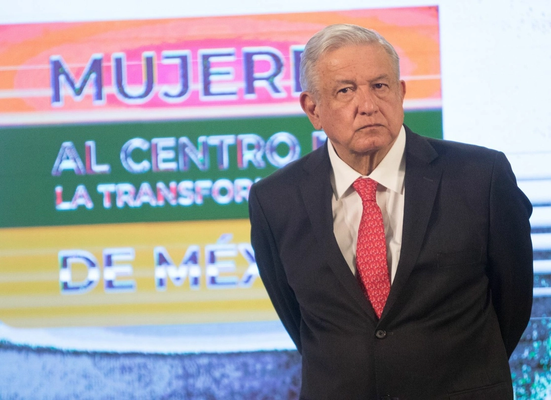 El presidente López Obrador, durante su conferencia matutina de este lunes 8 de marzo de 2021. Foto Cuartoscuro