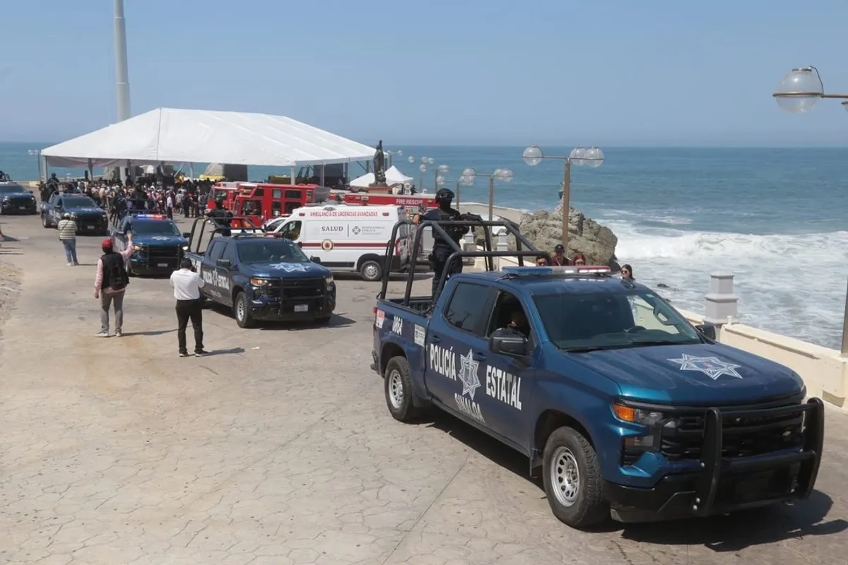 Policías estatales en el arranque de los operativos en Sinaloa, en abril pasado. Foto