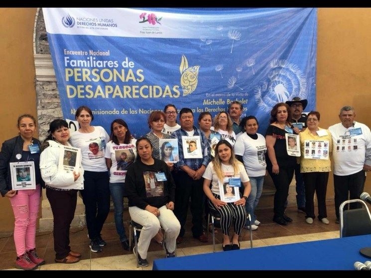 Reunión de familiares de víctimas de desaparición forzada con la comisión de las Naciones Unidas para los Derechos Humanos, en Saltillo, Coahuila, en el 2019. Foto tomada del Twitter de @cedehm 