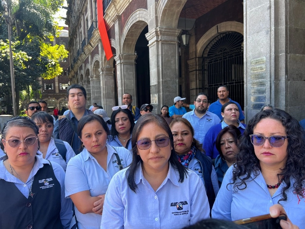 Los 900 trabajadores de este sindicato, en su mayoría, sin esa nivelación salarial, ganan por debajo del salario mínimo. Foto Rubicela Morelos