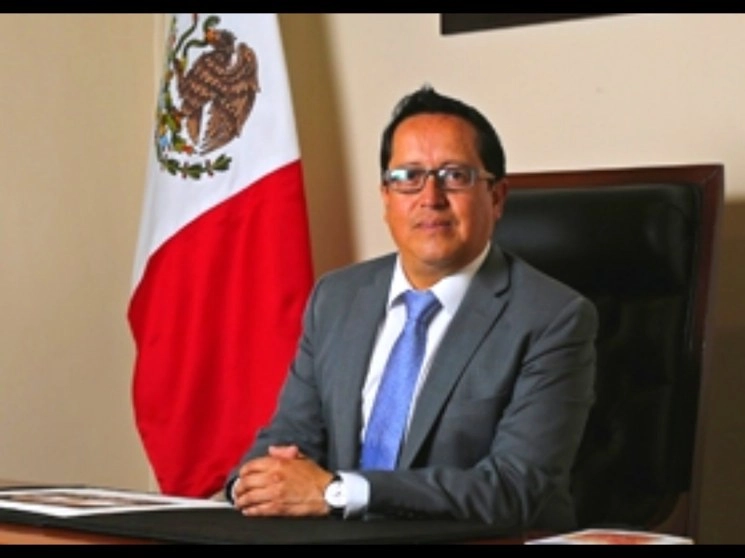 Guillermo Gutiérrez Badillo será expulsado del PAN luego de que se divulgara un video donde aparece en el trasiego de dinero en el Senado. Foto tomada del sitio https://www.queretaro.gob.mx/gabinete_directorio.aspx