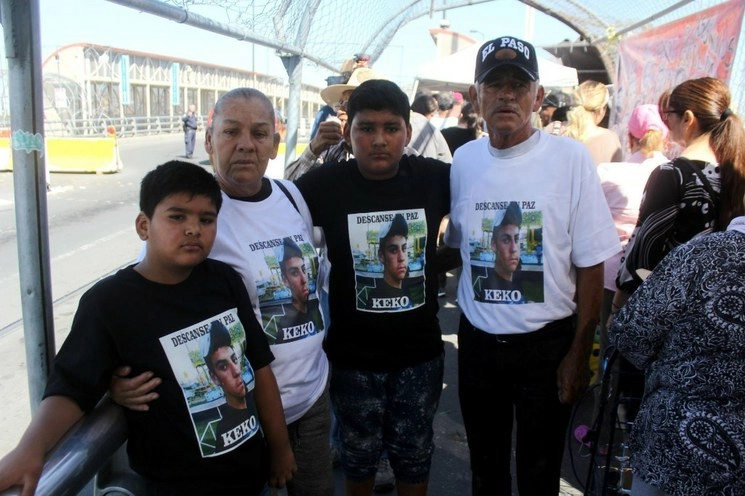 Familiares de Sergio Adrián Hernández Güereca durante una protesta en imagen de archivo. Foto Cuartoscuro