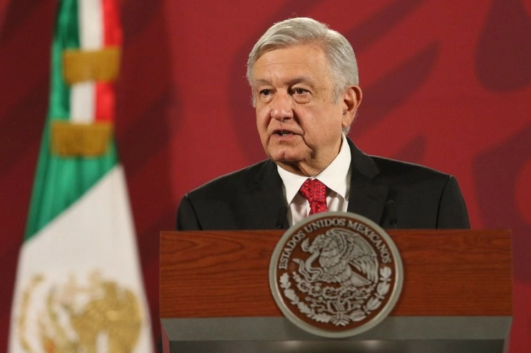 El presidente Andrés Manuel López Obrador durante su conferencia de prensa en Palacio Nacional el 18 de mayo de 2020. Foto Cuartoscuro
