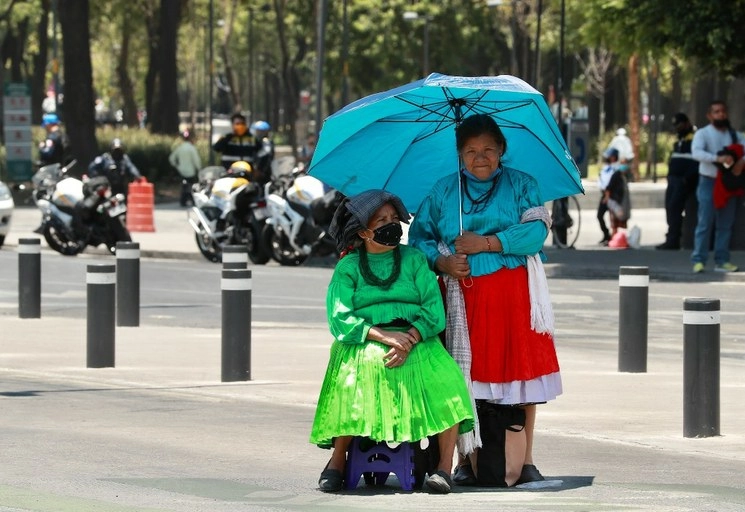 El documento señala que entre los grandes problemas sociales la marginación de las personas en situación de vulnerabilidad, niñas y niños, adolescentes, indígenas y afromexicanos, población LGBTTTI, e incluso la población migrante. Foto: María Luisa Severiano 

