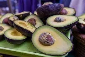 El aguacate es el tercer producto agroindustrial que más envía México hacia el extranjero. Foto Cuartoscuro / Archivo
