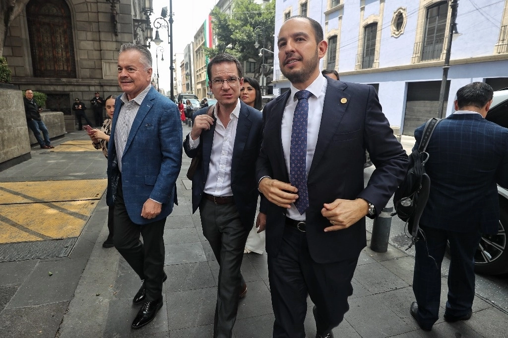 El dirigente nacional del PAN, Marko Cortés (a la derecha), en imagen del 5 de septiembre de 2024. Foto Marco Peláez