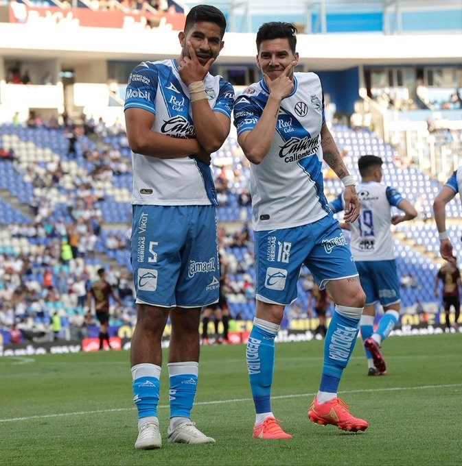El club poblano conocerá su destino en el torneo hasta el final de la jornada. Foto Twitter @ManuelCrackCru1
