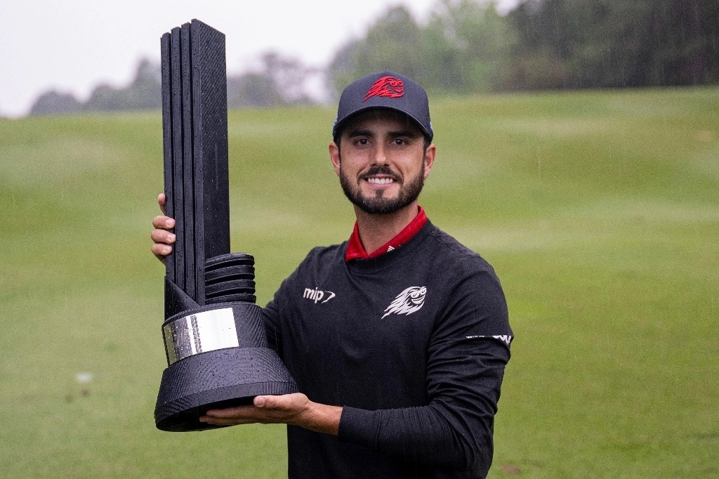 Abraham Ancer se proclamó campeón de la primera edición del torneo de golf LIV en Hong Kng. Foto Ap 