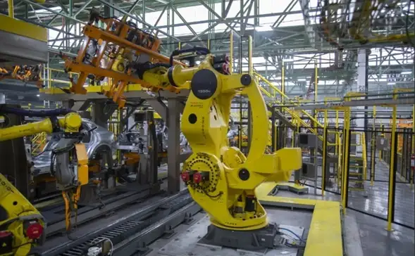 Su integración fue parte de la remodelación que tuvo la planta para llevar a cabo la producción del primer vehículo eléctrico de producción masiva de la firma estadunidense.
Fotos. Cortesía Ford Motor Company.
Su integración fue parte de la remodelación que tuvo la planta para llevar a cabo la producción del primer vehículo eléctrico de producción masiva de la firma estadunidense.
Fotos. Cortesía Ford Motor Company.

