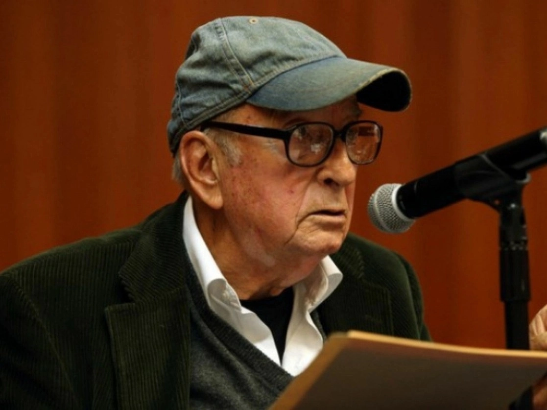 El ex rector de la UNAM, Pablo González Casanova. Foto Jesús Villaseca / Archivo