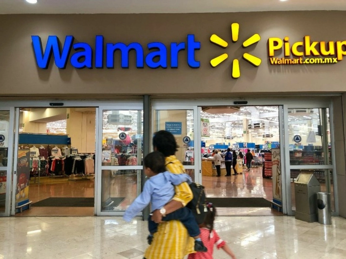 Wal Mart fue una de los grandes constribuyentes que pagaron impuestos. Foto Yazmín Ortega Cortés / Archivo