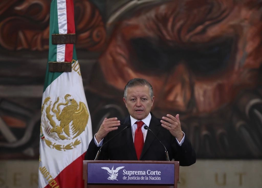 El ministro presidente de la SCJN, Arturo Zaldívar durante conferencia de prensa. Foto José Antonio López