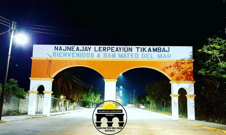 Entrada al municipio de San Mateo del Mar, Oaxaca. Foto tomada del Twitter de @San_Mateodelmar