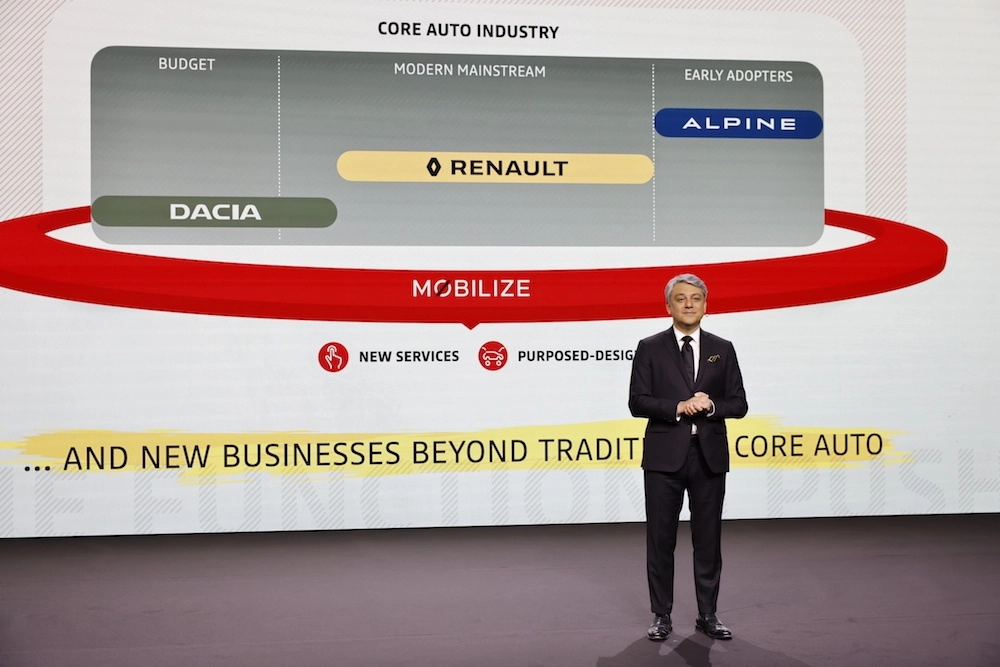 El fabricante automotriz francés decidió vender su participación en Daimler, por la que obtuvo un total de 1,143 millones de euros, para acelerar la reducción de la deuda de su negocio automotriz.
Foto. Cortesía Grupo Renault.
