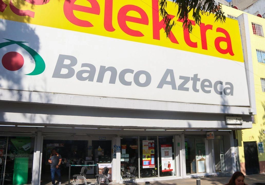 Tras la negativa de amparo, la cadena Elektra, perteneciente el Grupo Salinas, deberá liquidar el pago de un adeudo por 2 mil millones de pesos correspondiente al ejercicio 2010. Foto 


