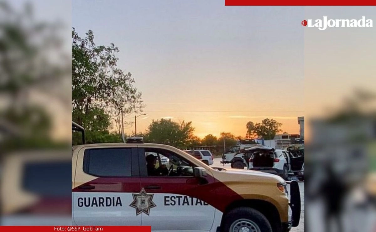 Fuentes policiacas dieron a conocer que un elemento de la policía recibió un impacto de bala; hasta ahora la autoridad no ha emitido información oficial. 