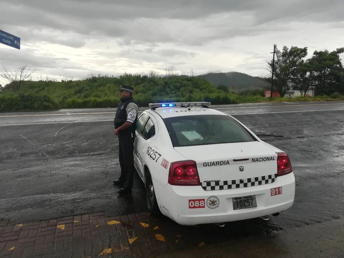 La Guardia Nacional trabaja en coordinación con autoridades municipales, estatales y federales para apoyar a poblados afectados.