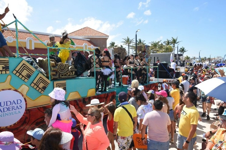 “No se tolerará ninguna conducta alejada de la ley", señaló la Guardia Nacional. En la imagen, aspecto general del carnaval de Progreso, tomada de Facebook 