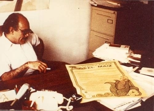 El antropólogo Guillermo Bonfil Batalla, homenajeado a 30 años de su muerte en la Feria Internacional del Libro de Antropología e Historia. Foto Tomada del Twitter @alefrausto/Archivo