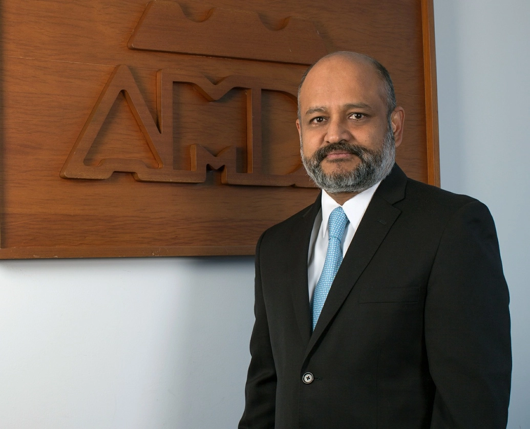 Guillermo Rosales Zárate y Fernando Lascurain Farell han colaborado en AMDA desde 2004 y hasta este día ocupaban el cargo de Director General Adjunto, puesto que desaparece en la nueva estructura aprobada por la Junta de Gobierno de la organización.
Foto. Cortesía AMDA.
