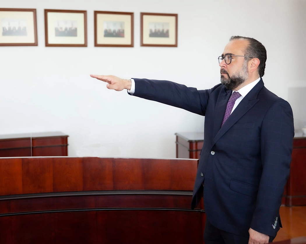 El nuevo presidente del Tribunal Federal de Justicia Administrativa, Guillermo Valls Esponda. Foto tomada del archivo de https://www.facebook.com/TFJAMexico