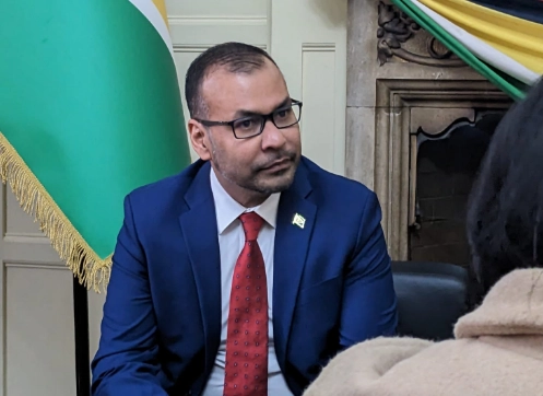 “No nos sorprende la mala fe de Venezuela. Estamos decepcionados, no sorprendidos”, dijo el secretario de Exteriores, Robert Persaud. Foto @PersaudRobert.