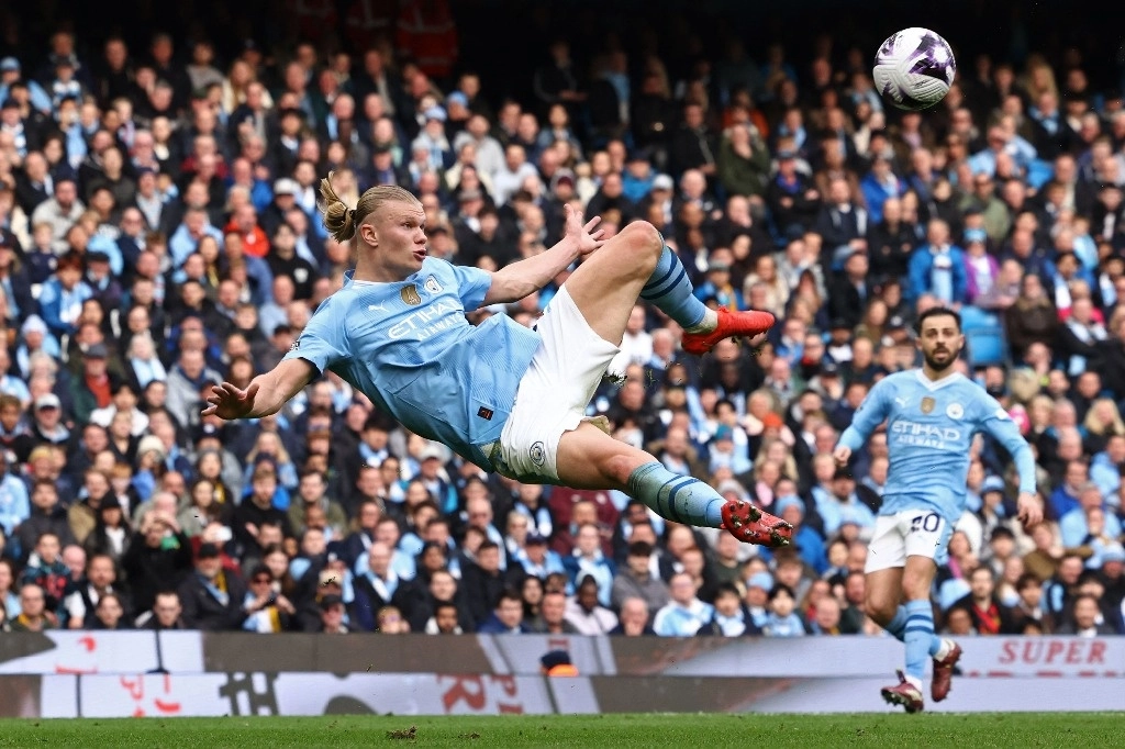 Erling Haaland anotó cuatro veces en el duelo ante Wolverhampton, en la fecha 36 de la Liga Premier. Foto Afp