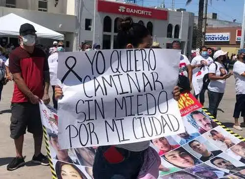 La Jornada - Habitantes de Reynosa toman las calles; exigen paz y fin al miedo
