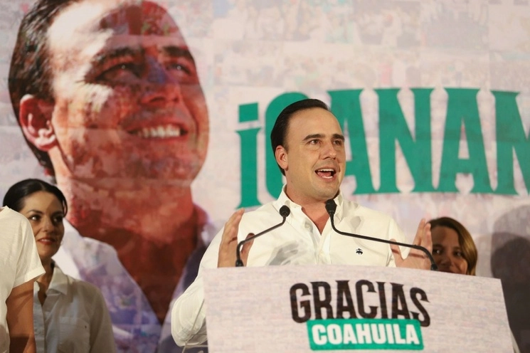 Manolo Jiménez, candidato a gobernador de Coahuila por el PRI-PAN-PRD, ganó la elección realizada el domingo pasado. Foto Cuartoscuro 