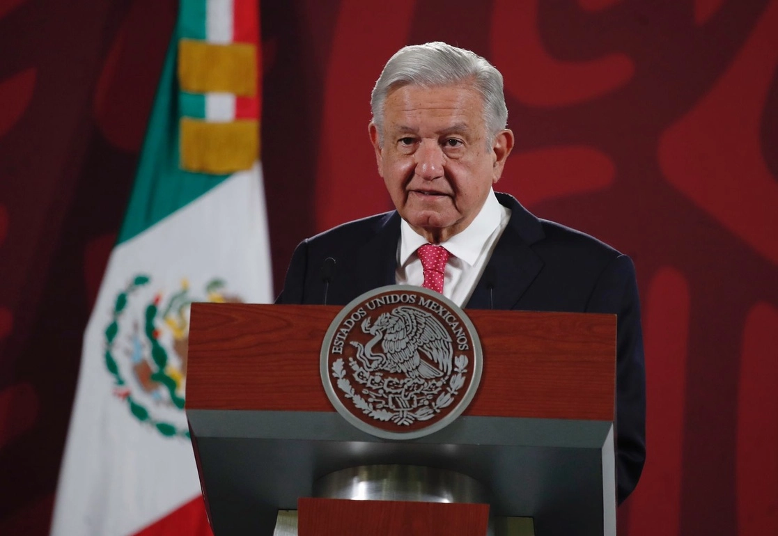 El presidente de México Andrés Manuel López Obrador durante la conferencia matutina en el salón Tesorería de Palacio Nacional, en la Ciudad de México, el 20 de septiembre de 2022. Foto Cristina Rodríguez