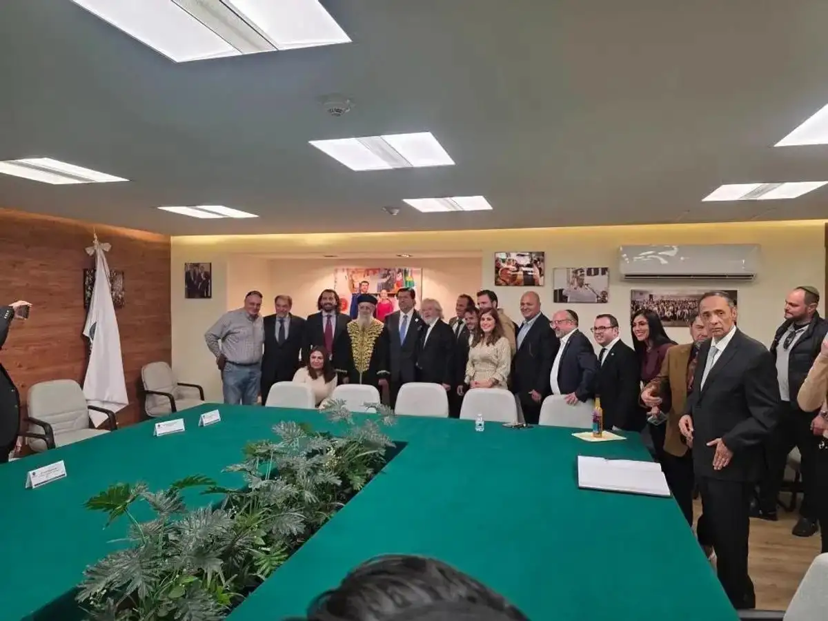 Diputados de Morena y del PT expresaron su rechazo a la reunión señalando al rabino de ser “un sionista que promueve el genocidio en Palestina y que está con el ejército asesino de Israel”. Foto 


